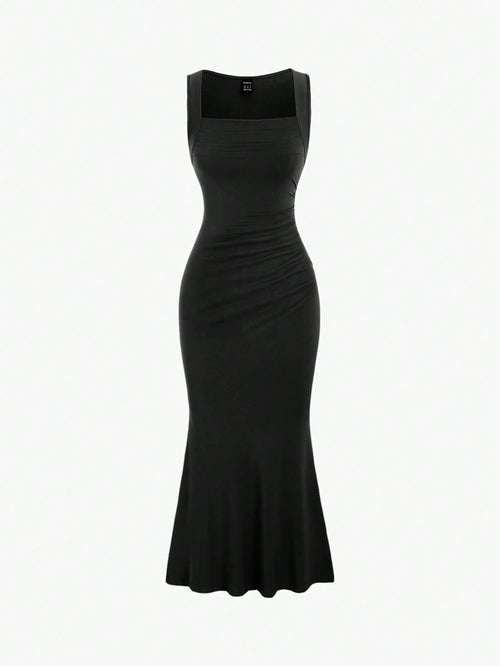 Vestido Longo Feminino Mozzena Preto Decote Quadrado Sem Mangas Cintura Franzida Slim Fit